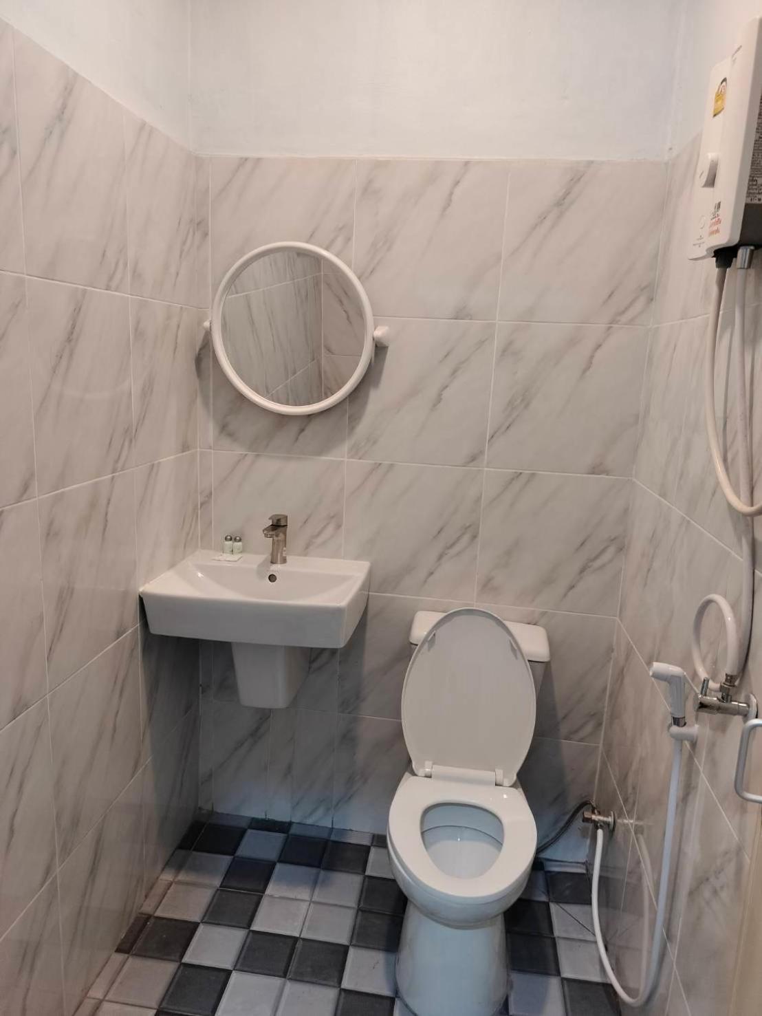 Homestay Baan Seefa Kohyaoyai *